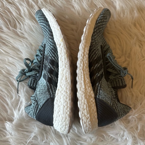 Adidas X Parley Ultra Boost Size 8.5 - Picture 13 of 14